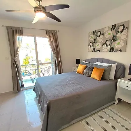 Summer Forever Townhouse Дом отдыха Пейя